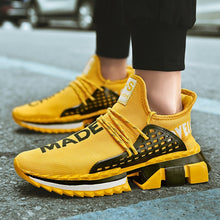 Load image into Gallery viewer, Yellow-Black Running Shoes For Men